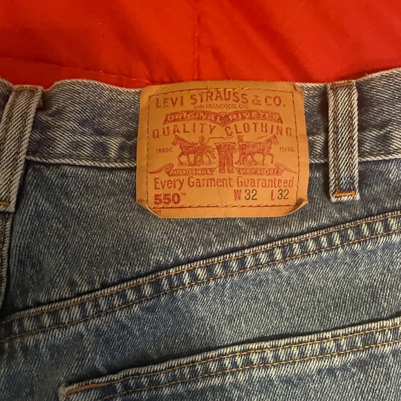 Vintage Levi’s shorts - Picture 2 of 6